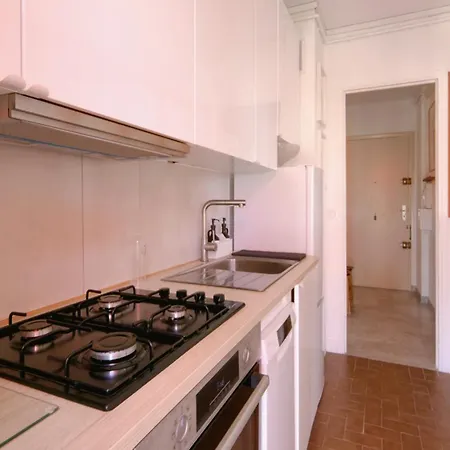 Le Cros Saint Pierre - A 3 Mn A Pied, Grand Balcon, Parking Prive Apartmán